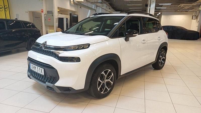 Vit Begagnad 2024 Citroën C3 Aircross PureTech SUV | 209 900 kr (Bra pris) - Bild 1/4