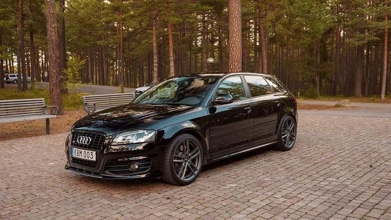 Svart Begagnad 2010 Audi S3 Halvkombi | 104 900 kr (Dyr) - Bild 1/4
