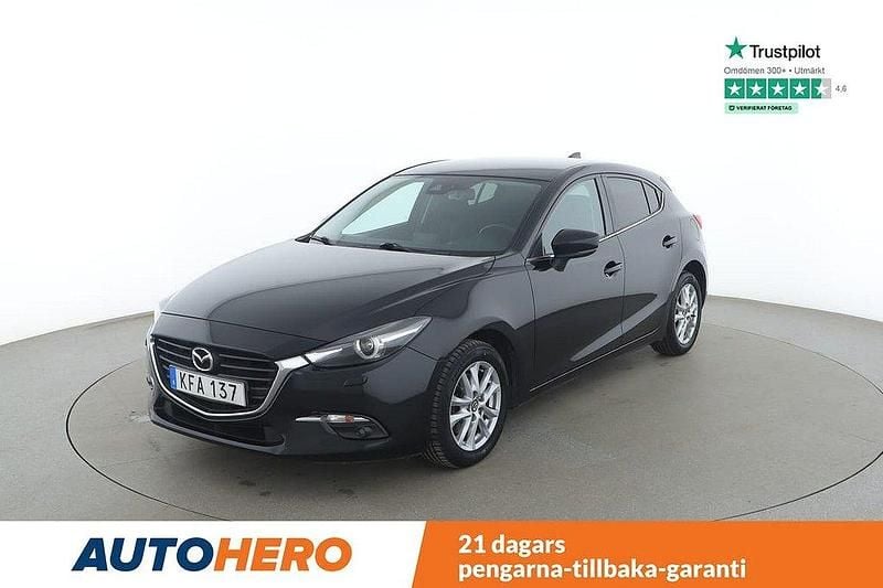 Svart Begagnad 2016 Mazda 3 Inclusive Halvkombi | 104 000 kr (Marknadspris) - Bild 1/4