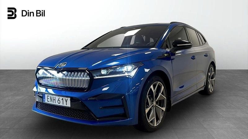 Blå Begagnad 2024 Skoda Enyaq iV RS SUV | 589 900 kr - Bild 1/4