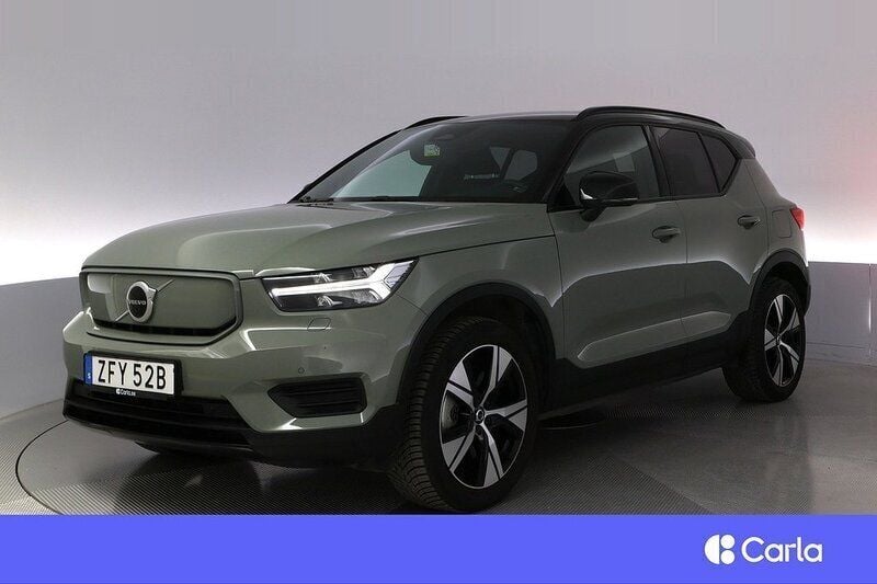 Grön Begagnad 2022 Volvo XC40 Core SUV | 328 900 kr - Bild 1/4