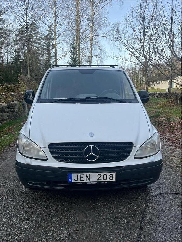 Vit Begagnad 2009 Mercedes Vito Van | 31 500 kr (Superpris) - Bild 1/4