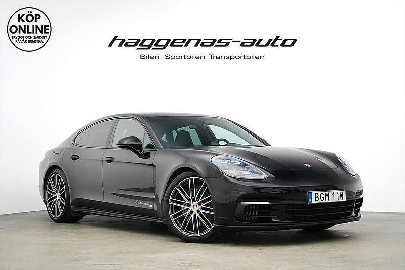 Svart Begagnad 2020 Porsche Panamera Halvkombi | 679 000 kr - Bild 1/4