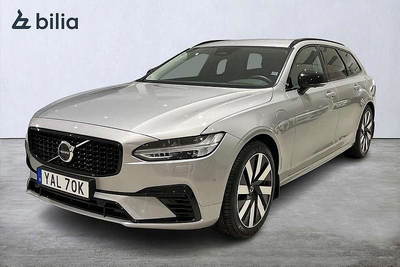 Silver Begagnad 2024 Volvo V90 Plus Kombi | 479 900 kr (Bra pris) - Bild 1/3