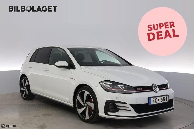 Begagnad VW Golf VII Active 248 HK (182 kW) 2017 Vit Halvkombi