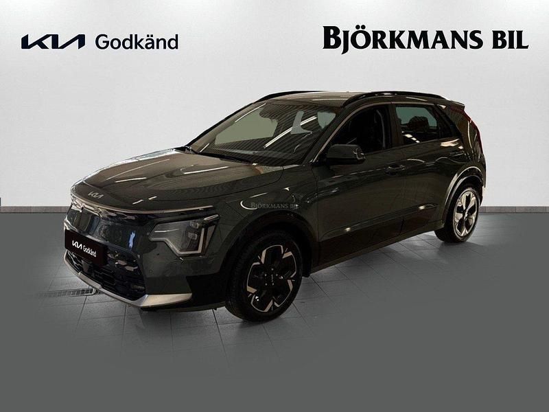 Grön (/cge/ city scape green) Begagnad 2022 Kia e-Niro SUV | 299 000 kr (Dyr) - Bild 1/4
