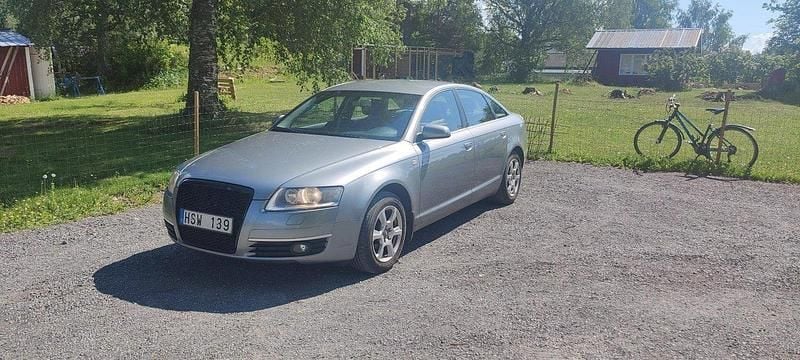 Grå Begagnad 2008 Audi A6 Sedan | 35 000 kr (Bra pris) - Bild 1/4