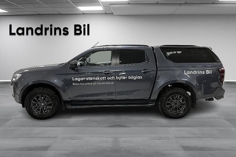 Begagnad Isuzu D-Max 163 HK (119 kW) 2024 Obsidian gray Sedan