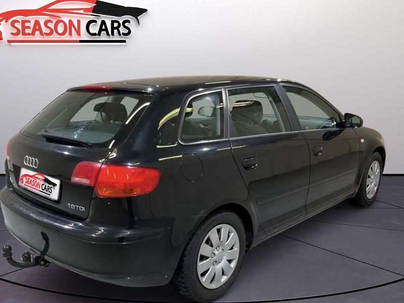 Begagnad Audi A3 Attraction 105 HK (77 kW) 2008 Svart Halvkombi