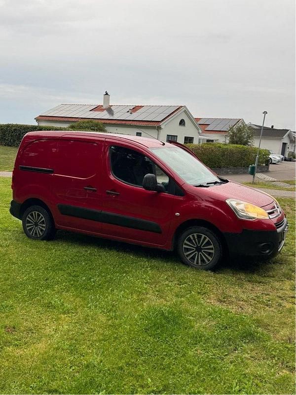 Begagnad 2012 Citroën Berlingo Minibuss | 34 500 kr (Bra pris) - Bild 1/4