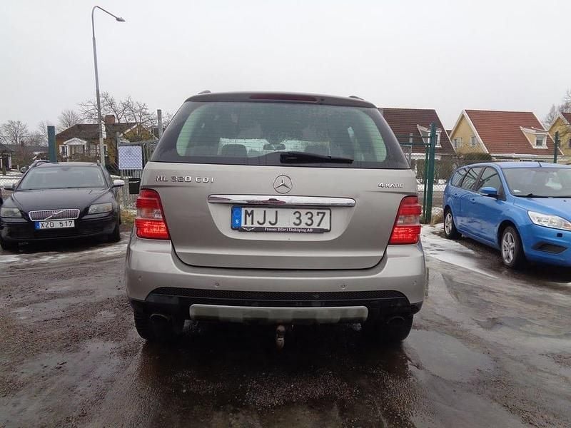 Begagnad Mercedes ML320 224 HK (164 kW) 2008 Silver SUV