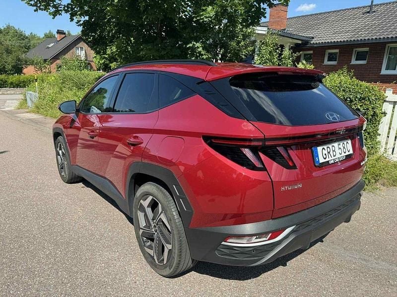 Röd Begagnad 2022 Hyundai Tucson Essential SUV | 275 000 kr (Bra pris) - Bild 1/4