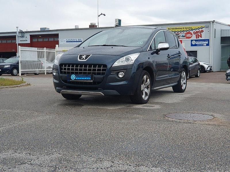 Blå Begagnad 2012 Peugeot 3008 Kombi | 92 900 kr (Marknadspris) - Bild 1/4