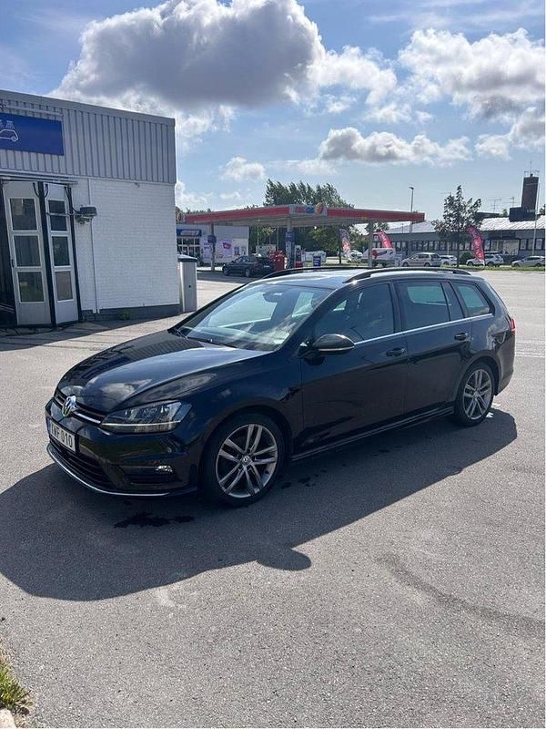 Svart Begagnad 2017 VW Golf VII GT Kombi | 145 000 kr (Marknadspris) - Bild 1/4