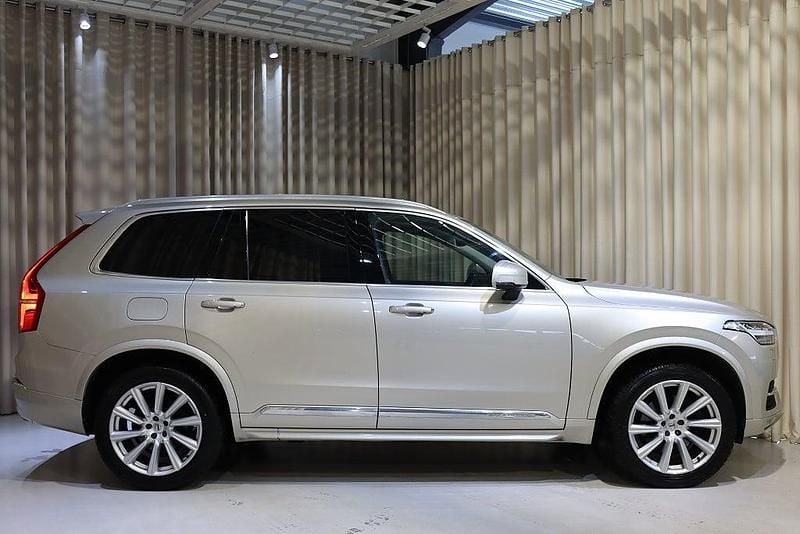 Begagnad Volvo XC90 Inscription 224 HK (164 kW) 2015 Ljusbrun SUV