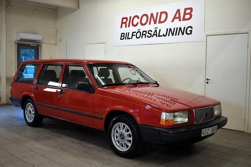 Röd Begagnad 1992 Volvo 740 Kombi | 69 900 kr - Bild 1/4