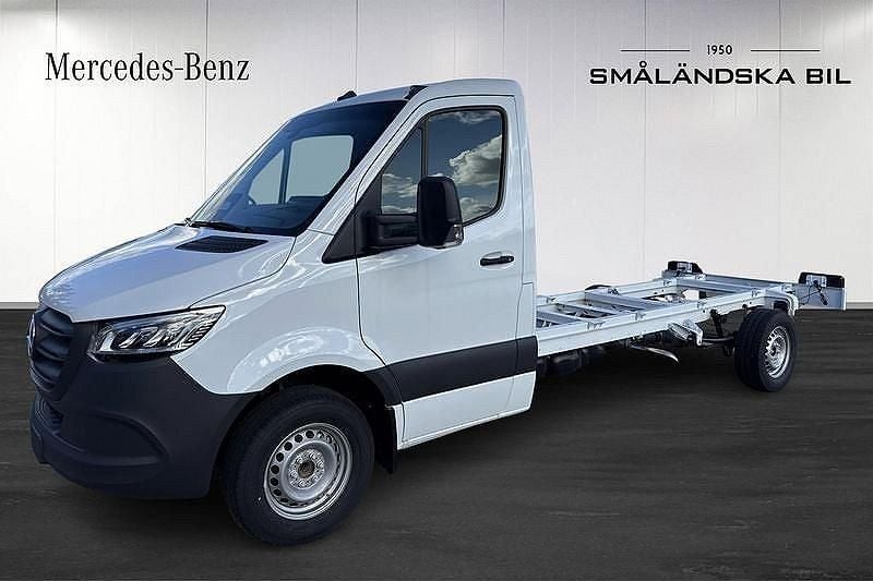 Vit Ny 2025 Mercedes Sprinter Van | 748 750 kr (Lite dyr) - Bild 1/4