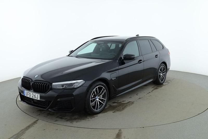 Begagnad BMW 530e M Sport 292 HK (214 kW) 2023 Svart Kombi