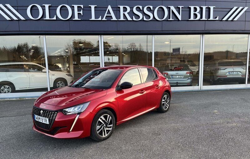 Röd Begagnad 2021 Peugeot 208 Allure Halvkombi | 169 500 kr (Marknadspris) - Bild 1/4