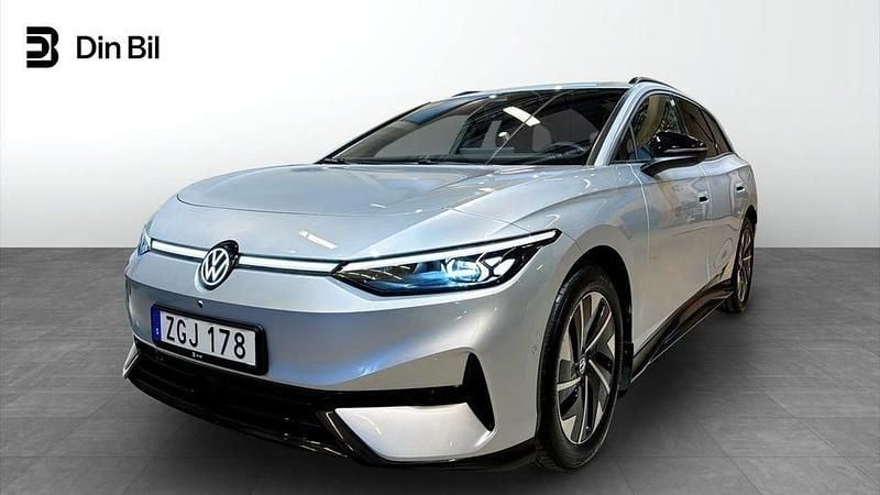 Begagnad VW ID.7 Pro 210 kW (286 HK) 2024 Silver Kombi