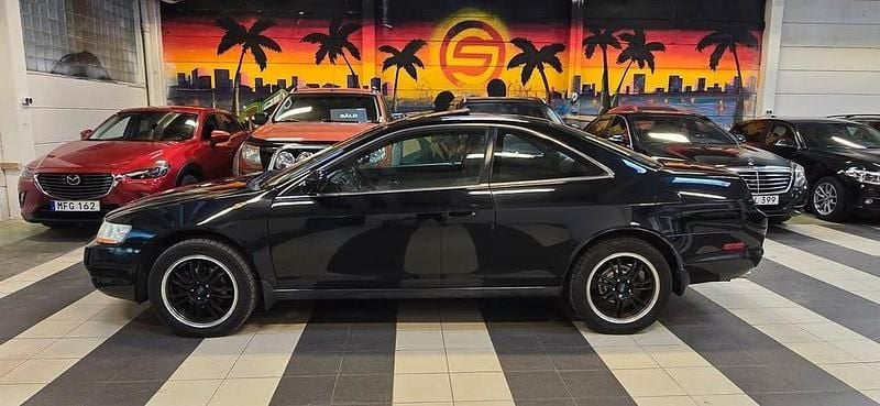 Svart Begagnad 1999 Honda Accord Sportkupé | 59 900 kr - Bild 1/4