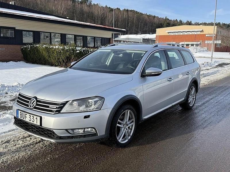 Begagnad VW Passat Alltrack 177 HK (130 kW) 2014 Silver Kombi