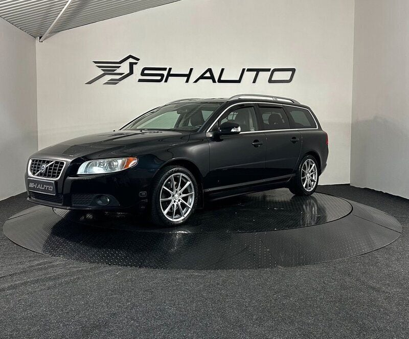 Svart Begagnad 2009 Volvo V70 Summum Kombi | 74 900 kr (Marknadspris) - Bild 1/4