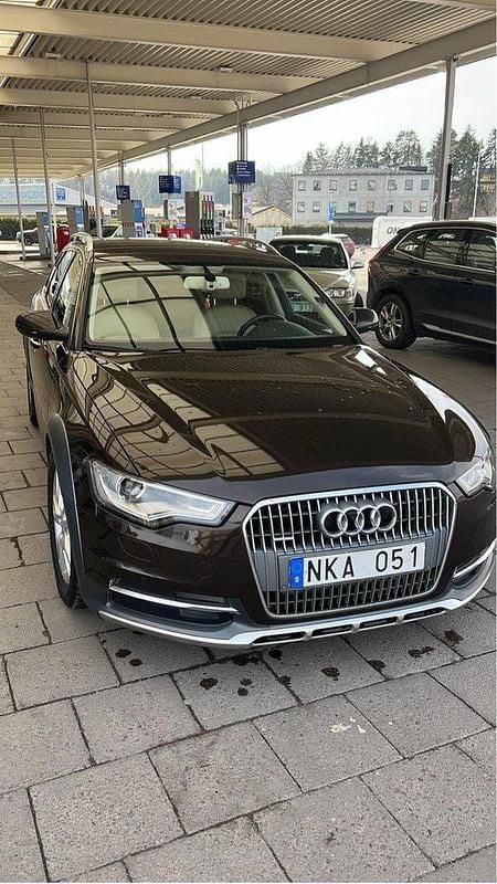 Brun Begagnad 2014 Audi A6 Allroad Comfort Kombi | 190 000 kr (Lite dyr) - Bild 1/4