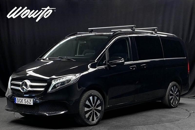 Svart Begagnad 2021 Mercedes V300 Avantgarde Minibuss | 559 800 kr (Superpris) - Bild 1/3