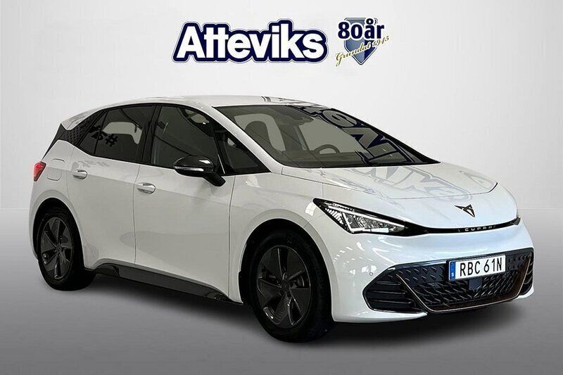 Vit Begagnad 2024 Cupra Born Halvkombi | 319 500 kr (Marknadspris) - Bild 1/4