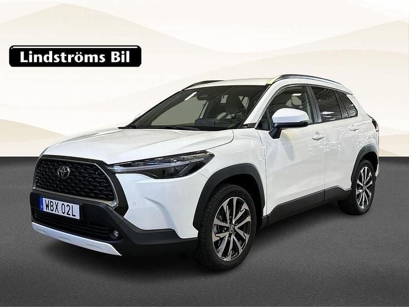 Vit Begagnad 2024 Toyota Corolla Cross SUV | 379 900 kr (Marknadspris) - Bild 1/3