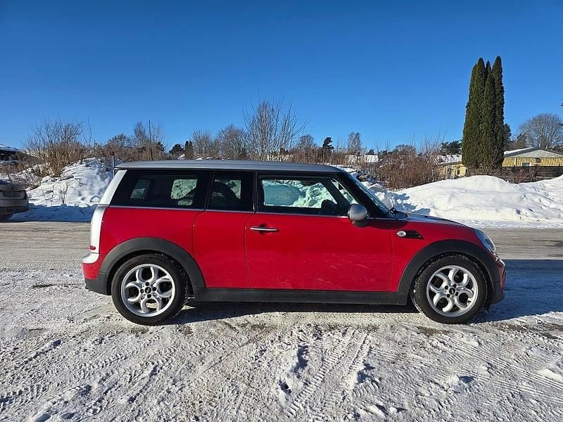 Begagnad Mini Cooper D Clubman Chili 112 HK (82 kW) 2010 Röd Kombi