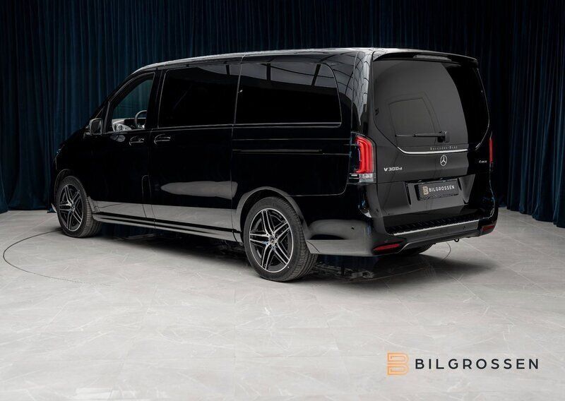 Ny Mercedes V300 AMG 237 HK (174 kW) 2025 Grå Minibuss