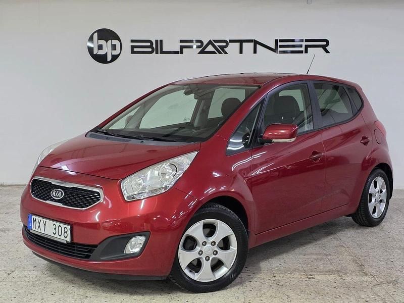 Röd Begagnad 2012 Kia Venga Comfort Halvkombi | 59 900 kr (Marknadspris) - Bild 1/4