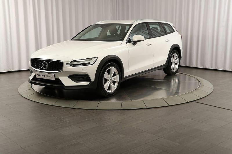Begagnad 2022 Volvo V60 CC Kombi | 349 900 kr (Marknadspris) - Bild 1/1