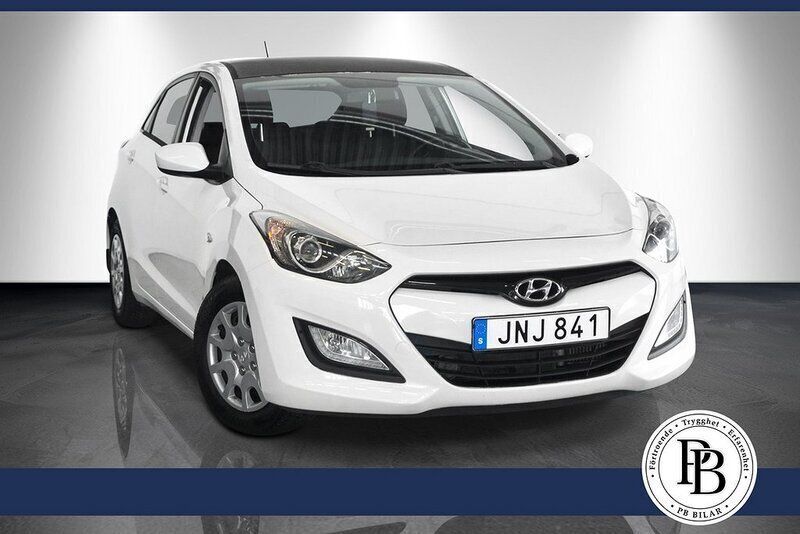 Vit Begagnad 2012 Hyundai i30 Select Halvkombi | 59 900 kr (Marknadspris) - Bild 1/3