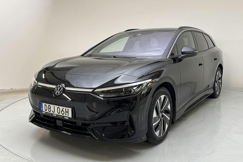 Svart Begagnad 2025 VW ID.7 Sedan | 609 000 kr (Lite dyr) - Bild 1/4