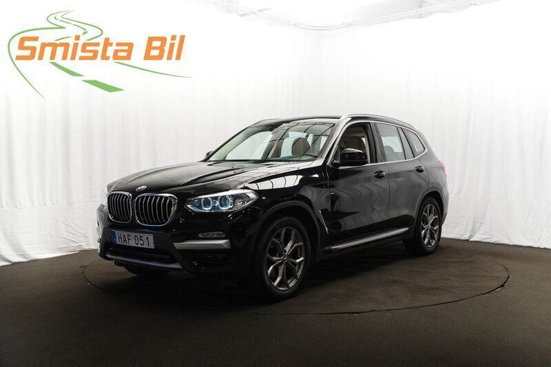 Svart Begagnad 2018 BMW X3 xLine SUV | 269 900 kr (Marknadspris) - Bild 1/4