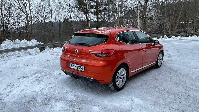 Begagnad Renault Clio V 100 HK (73 kW) 2020