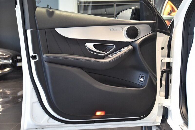 Begagnad Mercedes GLC350 AMG 259 HK (190 kW) 2017 Vit Sportkupé