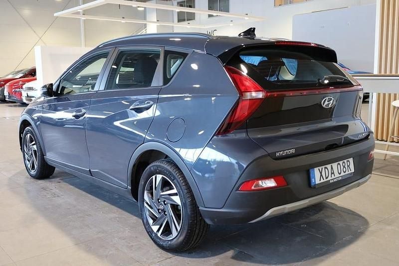 Begagnad Hyundai Bayon Essential 101 HK (74 kW) 2022 Grå SUV