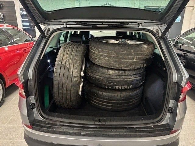 Begagnad Skoda Kodiaq Business Line 190 HK (139 kW) 2019 Grå SUV