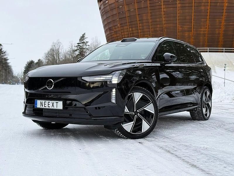 Begagnad Volvo EX90 Ultra 300 kW (408 HK) 2025 SUV