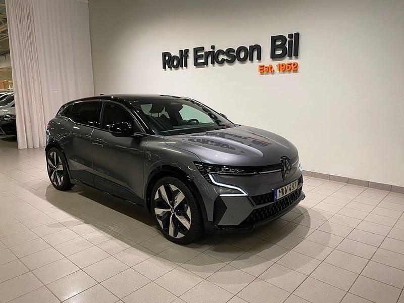 Grå Begagnad 2023 Renault Mégane IV Techno Halvkombi | 269 500 kr (Bra pris) - Bild 1/4