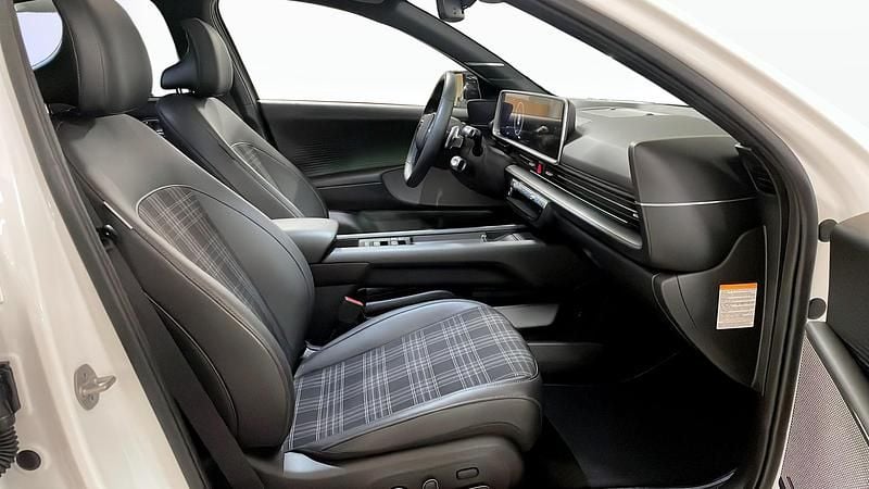 Begagnad Hyundai Ioniq 6 2023 Vit Sedan