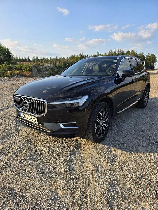 Svart Begagnad 2021 Volvo XC60 SUV | 339 000 kr (Superpris) - Bild 1/4