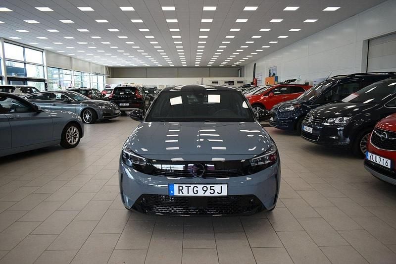 Grå (gråmetallic) Ny 2025 Opel Corsa GS Line Halvkombi | 269 900 kr - Bild 1/4