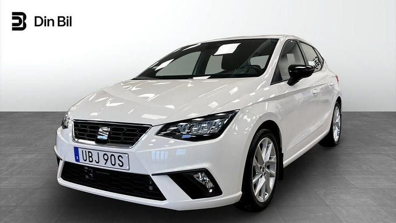 Vit Begagnad 2023 Seat Ibiza FR Halvkombi | 174 900 kr (Marknadspris) - Bild 1/3