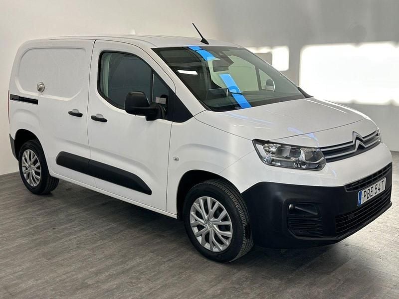 Vit Begagnad 2020 Citroën Berlingo Minibuss | 145 000 kr (Bra pris) - Bild 1/4