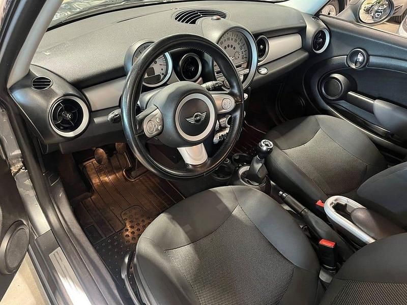Begagnad Mini One Clubman Pepper 96 HK (70 kW) 2009 Mörkgrå Kombi